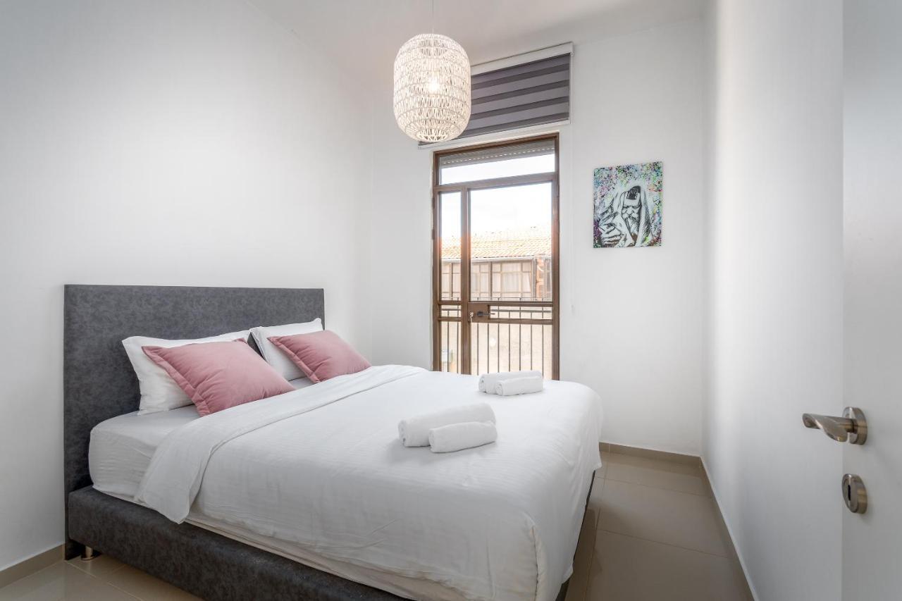 Modern & Bright 3 Bdr Close To The Beach Tel Aviv Exterior foto